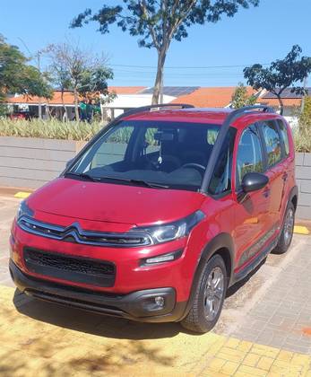 CITROËN AIRCROSS 1.6 VTI 120 FLEX LIVE EAT6 CITROËN AIRCROSS 1.6 VTI 120 FLEX LIVE EAT6